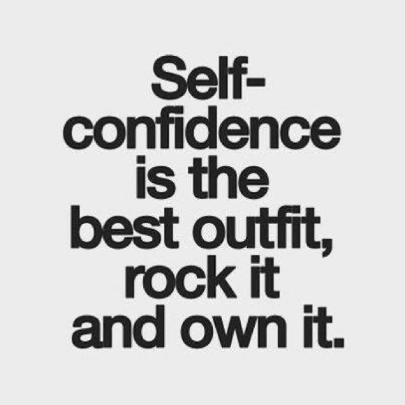 ⭐️⭐️⭐️Top Notch Posher Here to Serve⭐️⭐️⭐️ - Picture 2 of 4