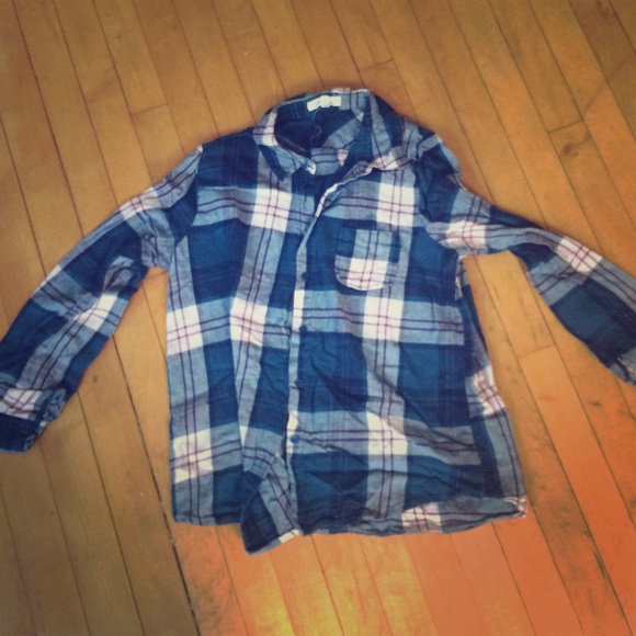 Plaid flannel button up shirt