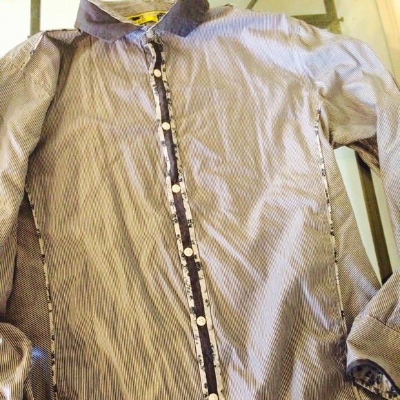 A INC International Concepts shirt