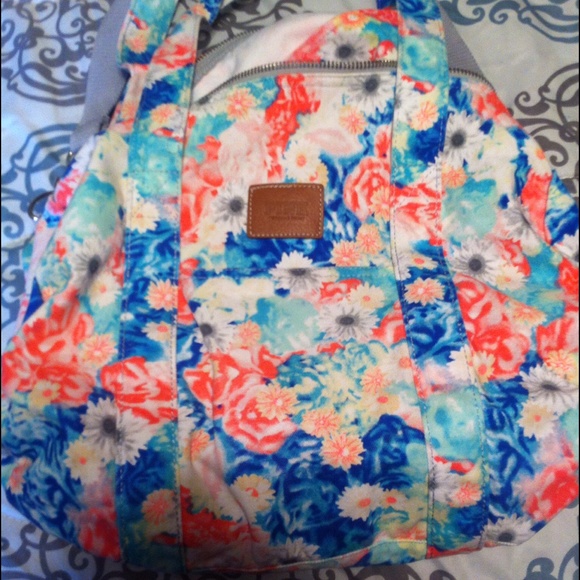 VS PINK Small duffle bag