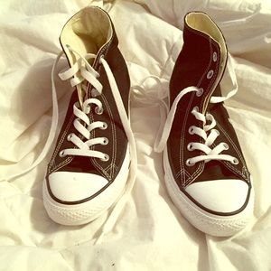 Black and White converse