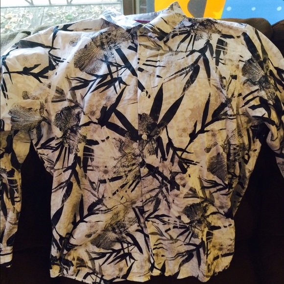 A INC International Concepts Shirt