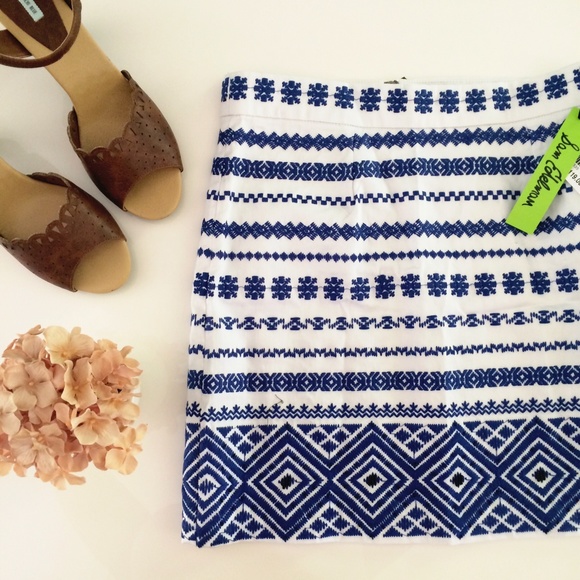 🎉HP🎉 Sam Edelman embroidered blue mini skirt - Picture 2 of 5