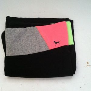 Victoria's Secret Pink yoga capris