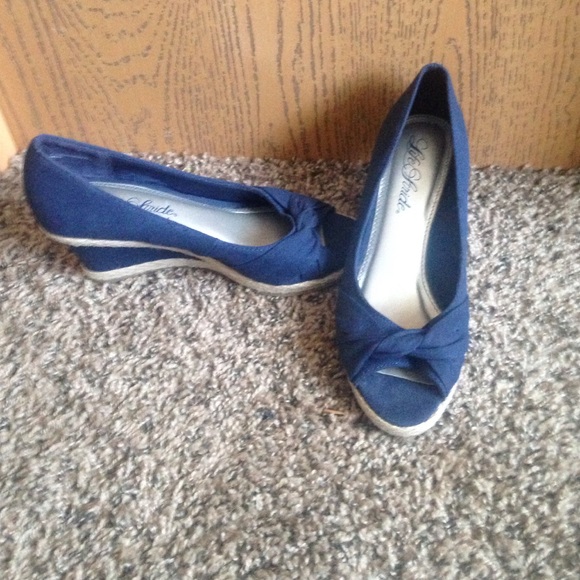 Like new wedges