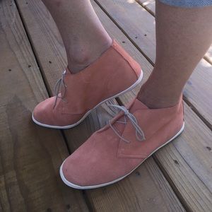 Orange fashion shoes