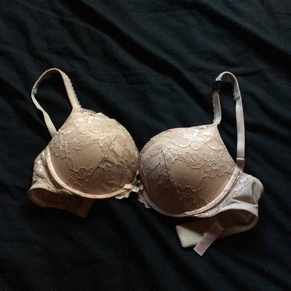 Nude Lace Body by Victoria Push Up 32DD NWT