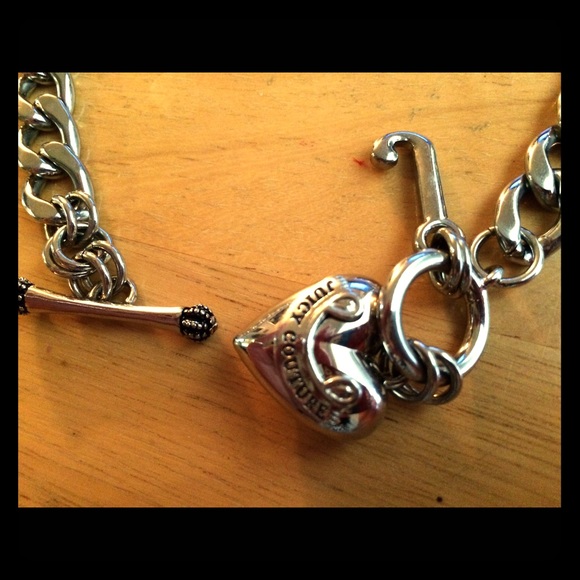 Juicy Couture necklace. Worn once.