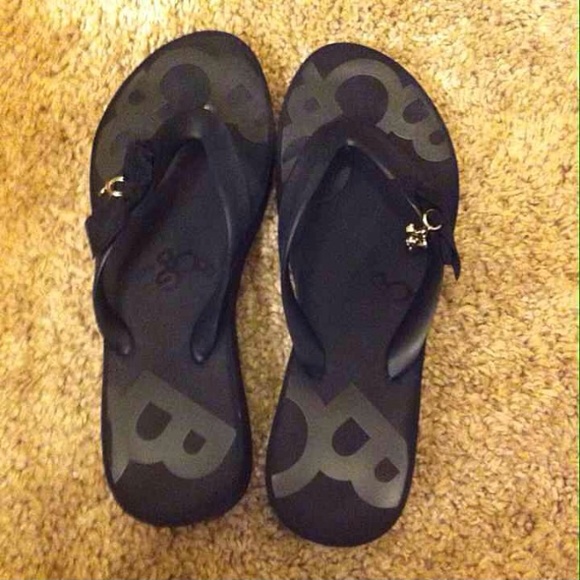 BCBG Flip Flops