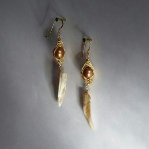 Freshwater pearl/ Shell/Wire wrap Earrings