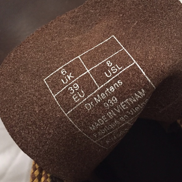 SOLD Doc Marten Brown Hiking Boots - Picture 4 of 4