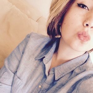 Meet your Posher, Marissa