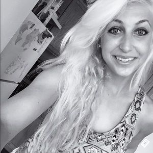 Meet your Posher, Annie