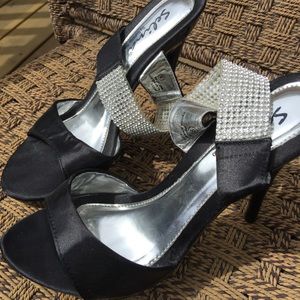 Bling Shoes black w/studs