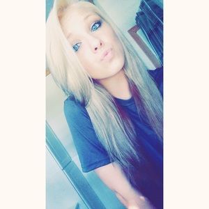 Meet your Posher, Annah