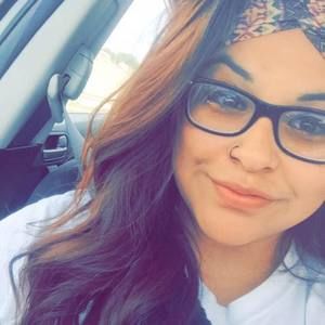 Meet your Posher, Isabel