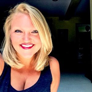 Meet your Posher, Carmen