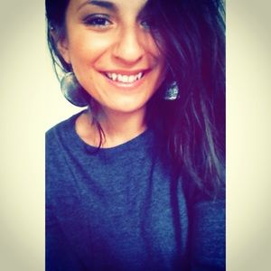 Meet your Posher, Venessa