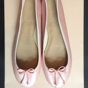 J. Crew pale pink Pearlized leather flat