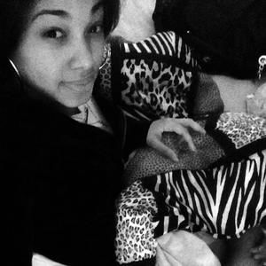 Meet your Posher, Jaunalee