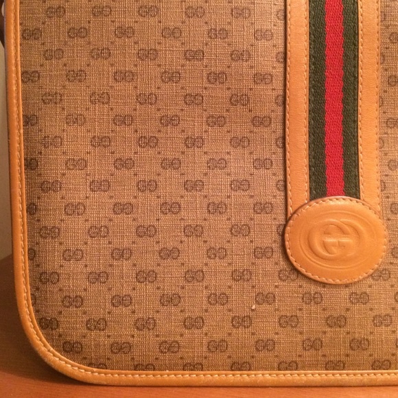 Vintage Gucci Leather Handbag - SOLD ⭐️💜⭐️ - Picture 2 of 4