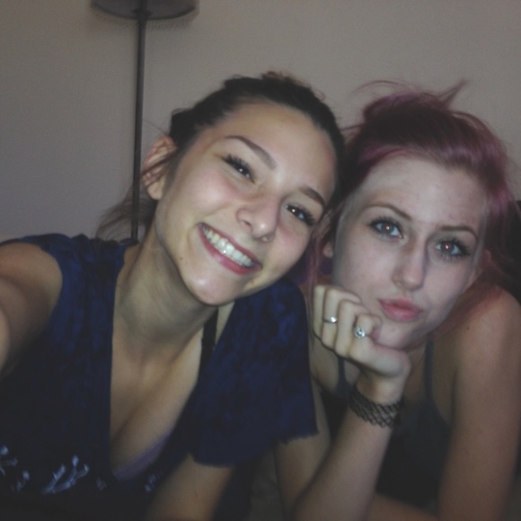 Meet your Posher, Athena - Picture 3 of 4