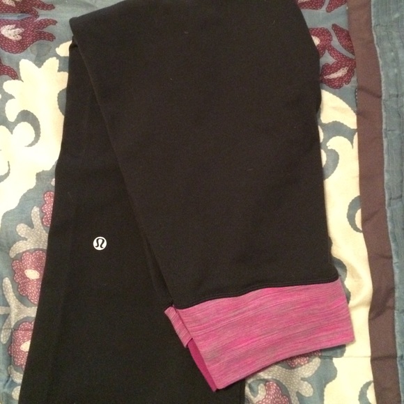 Lululemon boot leg yoga pants
