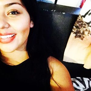 Meet your Posher, Jacqueline