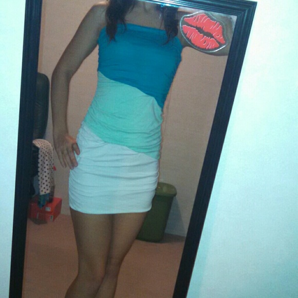 Venus Dresses & Skirts - Venus dress