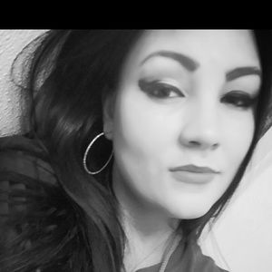 Meet your Posher, Tania