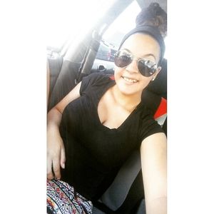 Meet your Posher, Kaleigh