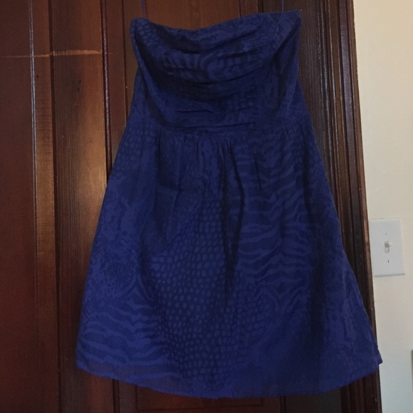 Strapless dress
