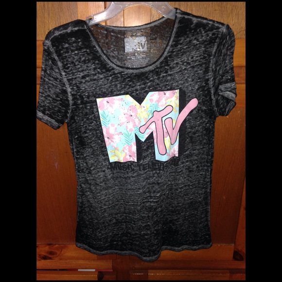 MTV shirt