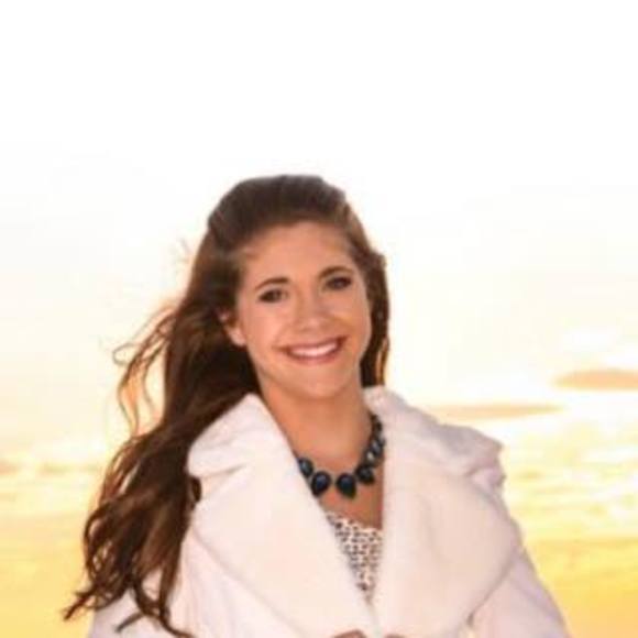Meet your Posher, Cassidy - Picture 1 of 1