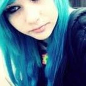 Meet your Posher, Deliahla