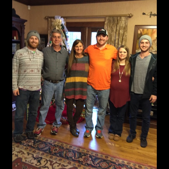 Meet Your Posher, Sherry! (Sherry Berry) - Picture 3 of 4