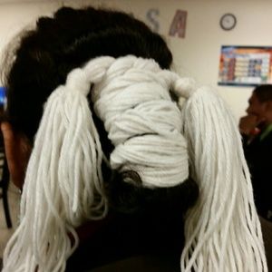 Meet your Posher, Lenora