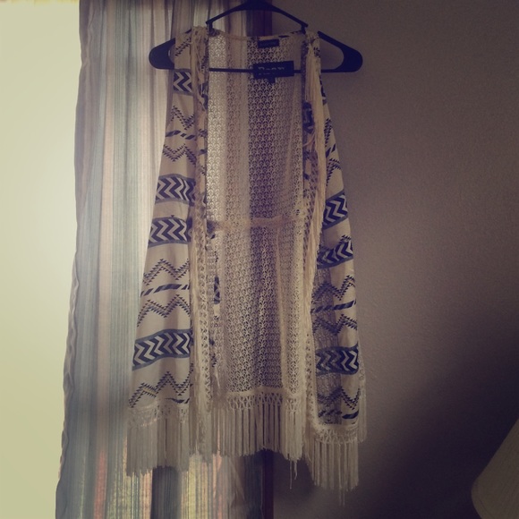 Roar vest