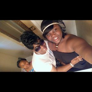 Meet your Posher, Deborah