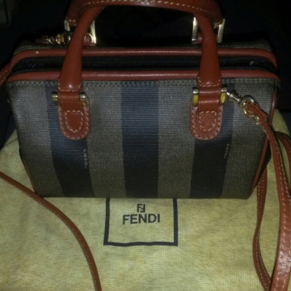 Authentic Vintage Fendi handbag / crossbody.