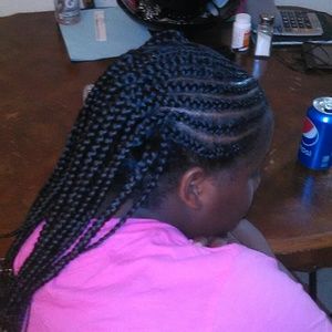 Meet your Posher, Cynthia