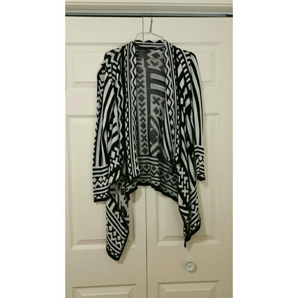 Black/White cardigan