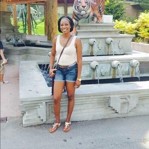 Meet your Posher, Alena