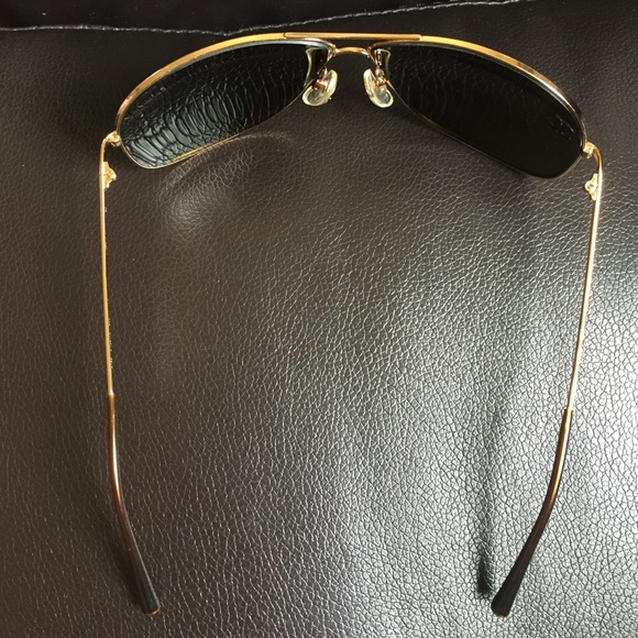 Chanel sunglasses CH4132 aviator style
