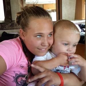 Meet your Posher, Dakota