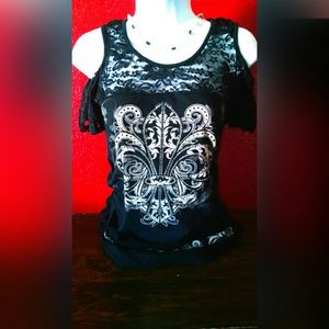 Queen Of Lace Cold Shoulder Top