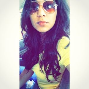 Meet your Posher, Lorena