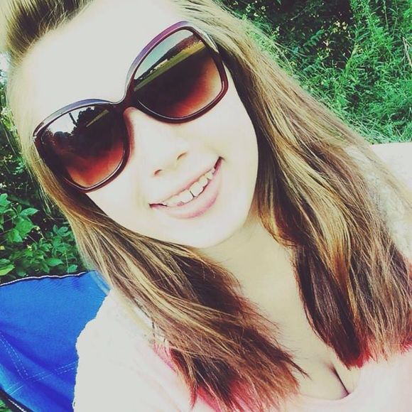 Meet your Posher, Abby