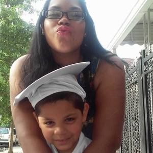 Meet your Posher, Iris