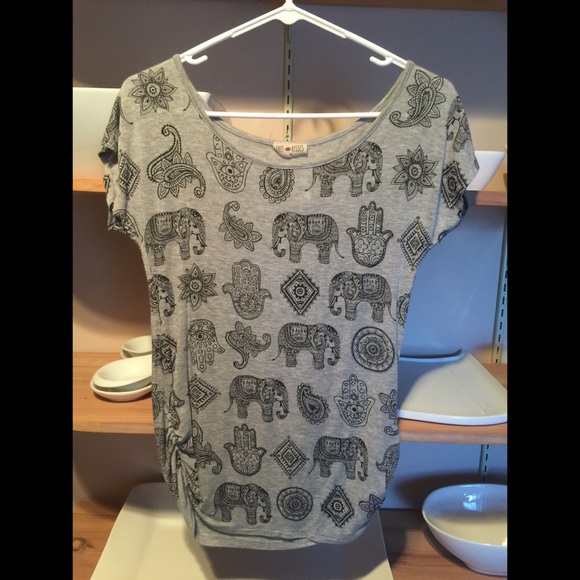 Grey fitting shirt